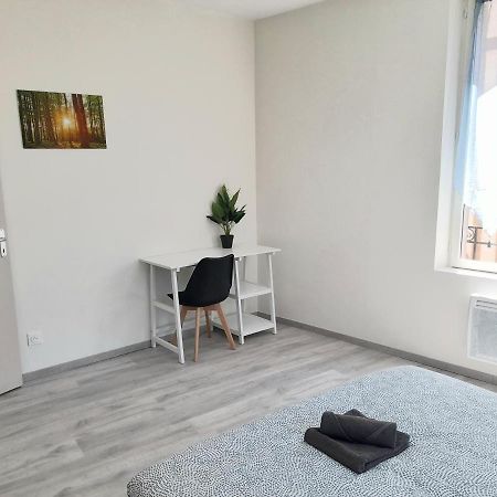 Le Scandinave Apartment Joigny Bagian luar foto