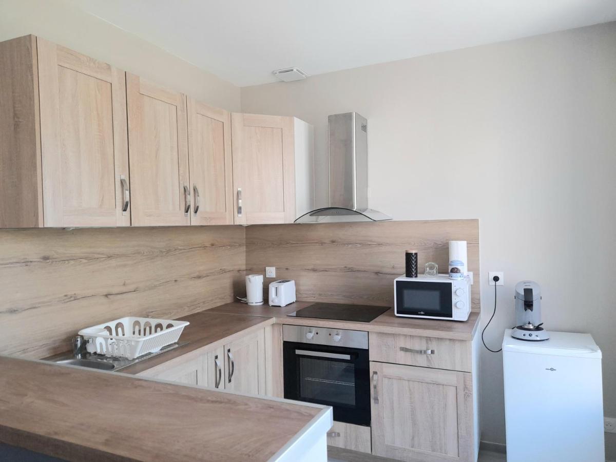 Le Scandinave Apartment Joigny Bagian luar foto