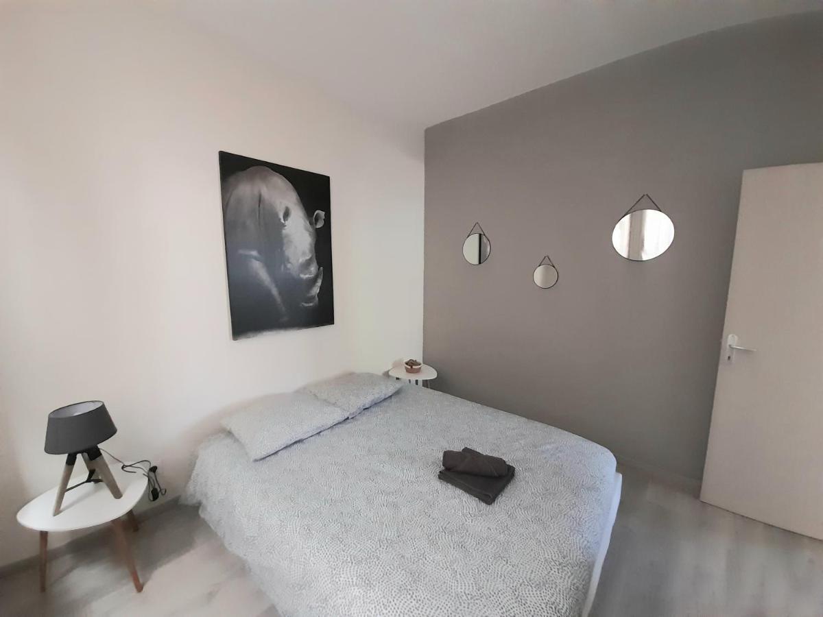 Le Scandinave Apartment Joigny Bagian luar foto